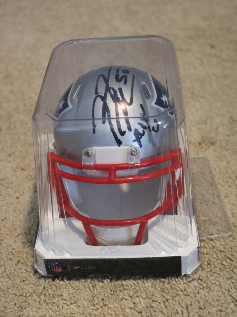 New England Patriots Mini Helmet - Picture 4 of 4